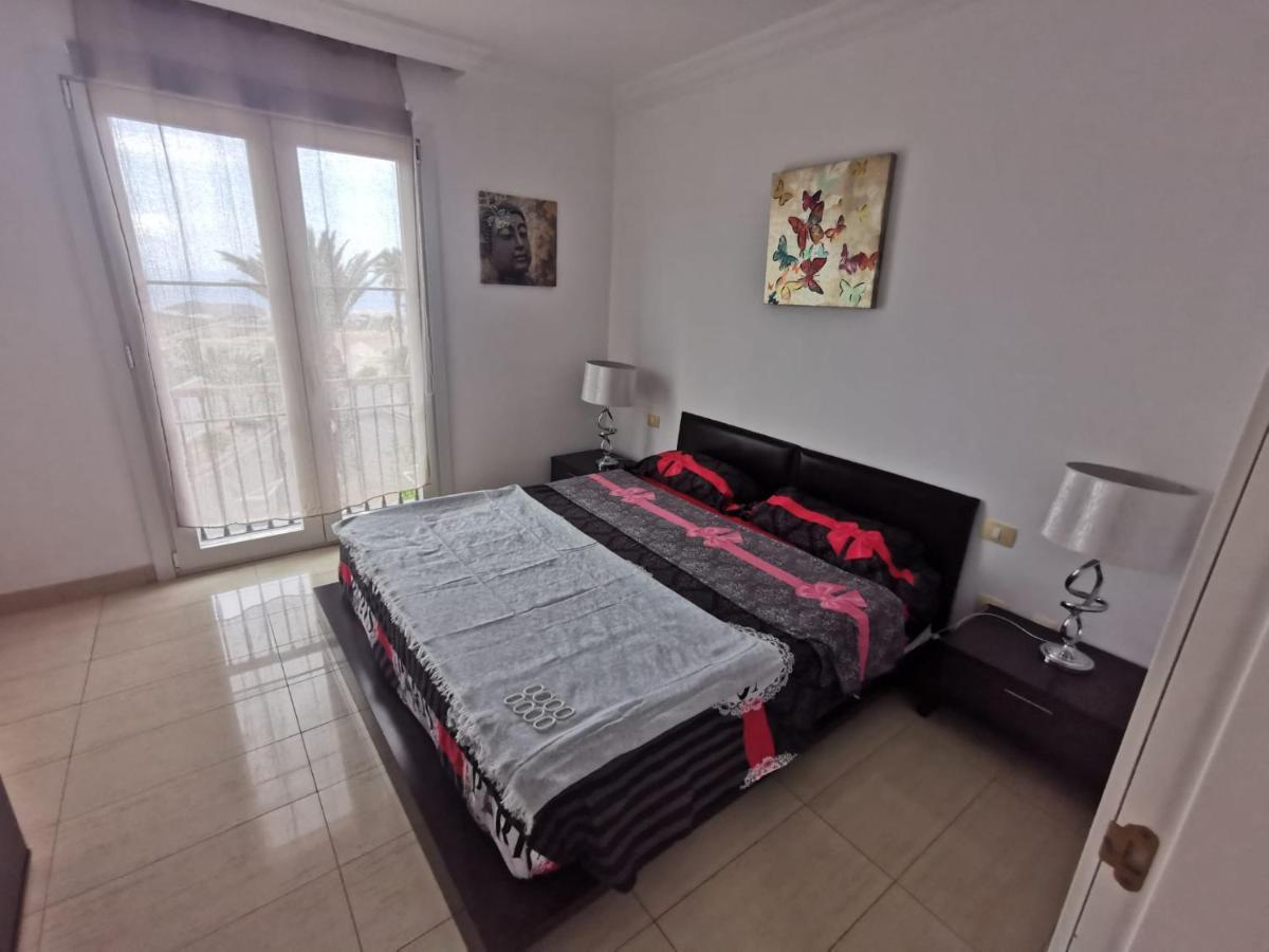 Villa Relax And Enjoy In Tenerife Sud! à Chayofa Extérieur photo
